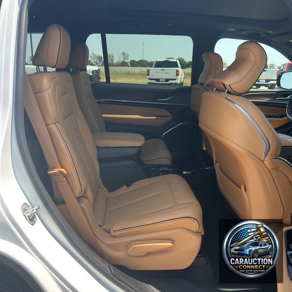 2024 Jeep Grand Cherokee L Summit