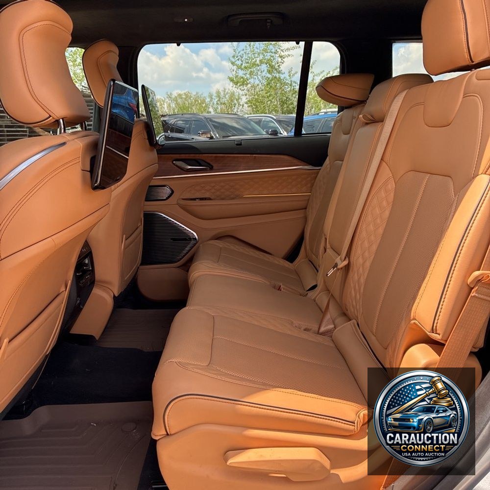 2024 Jeep Grand Cherokee L Summit