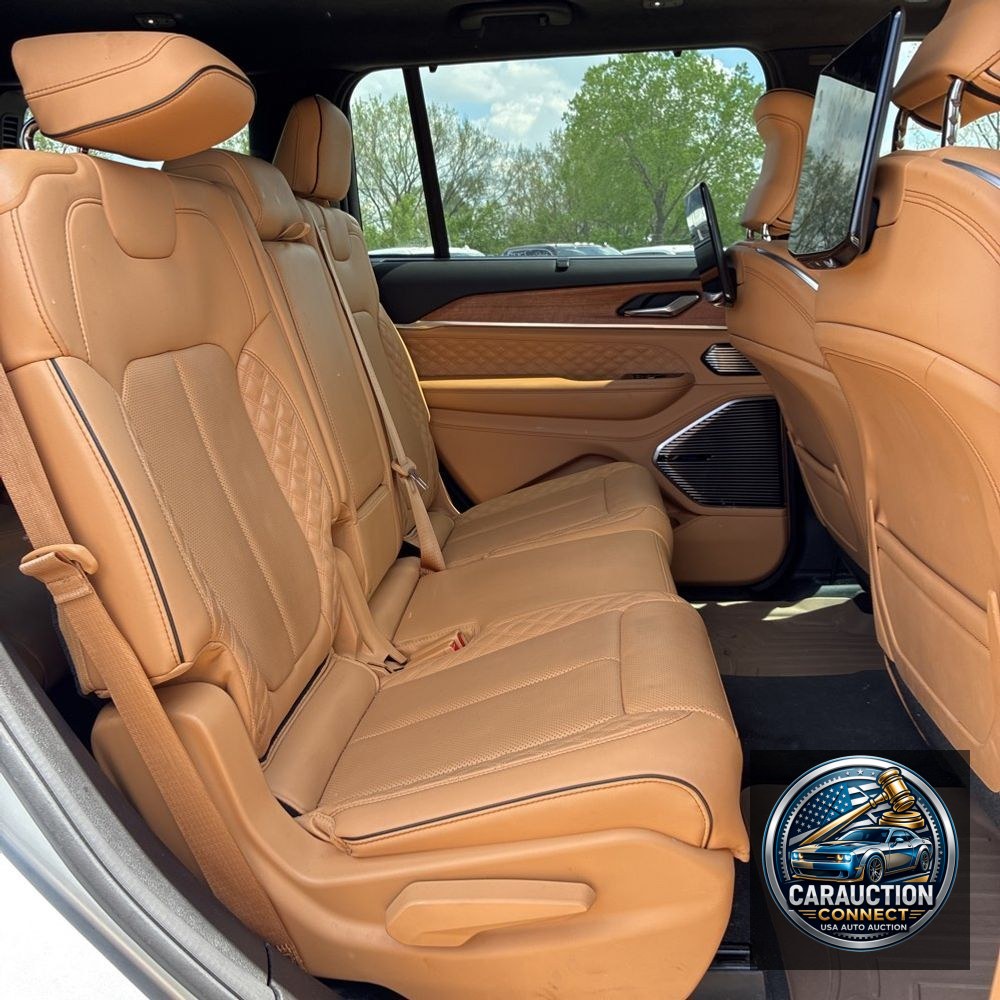 2024 Jeep Grand Cherokee L Summit