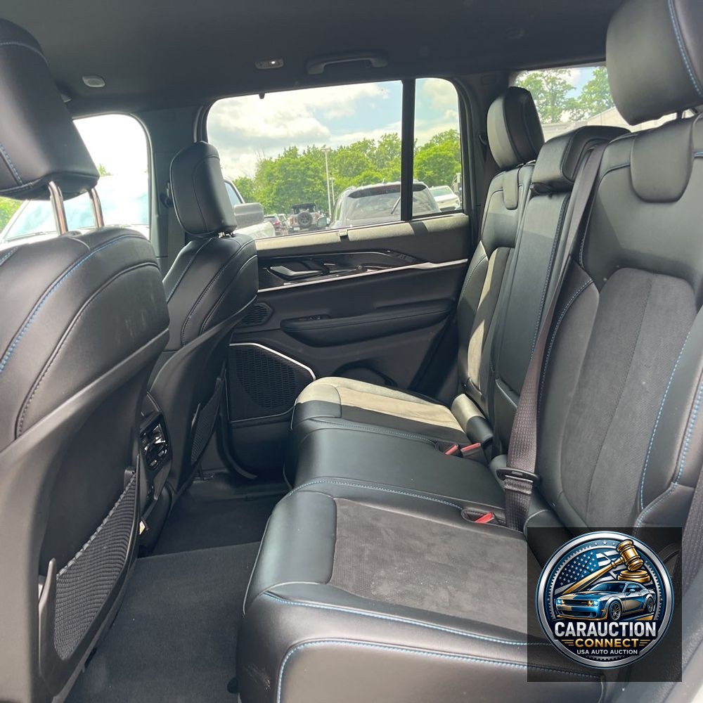 2023 Jeep Grand Cherokee Trailhawk 4xe