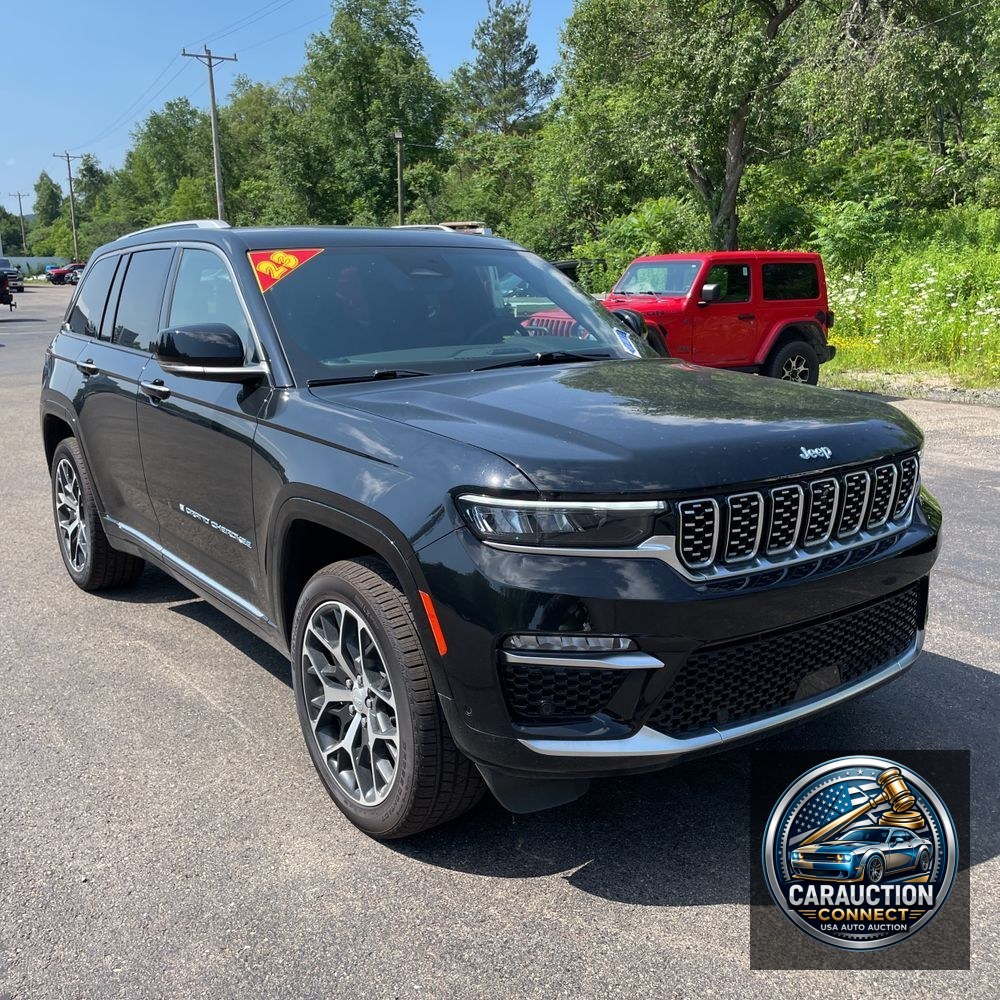 2023 Jeep Grand Cherokee Summit 4XE 4D SUV 4WD