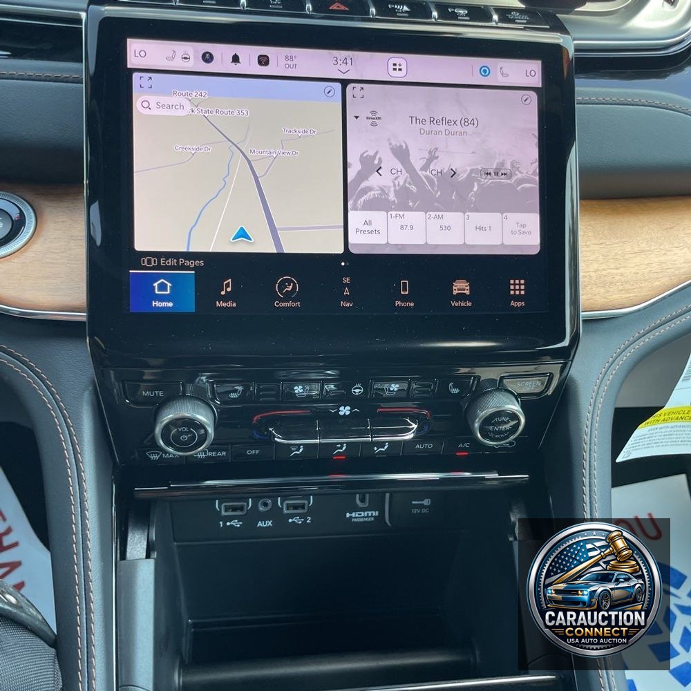 2023 Jeep Grand Cherokee Summit 4XE 4D SUV 4WD