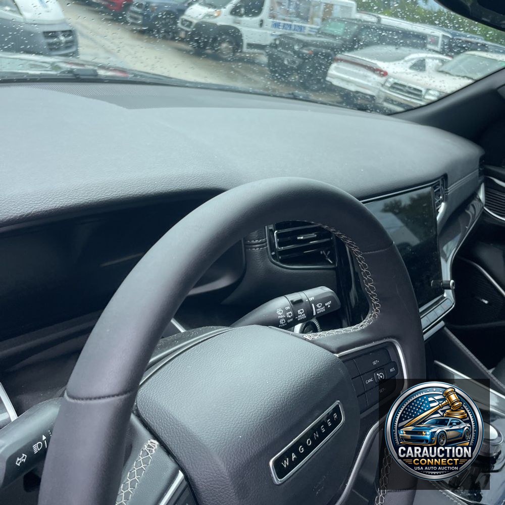 2024 Jeep Wagoneer L Base