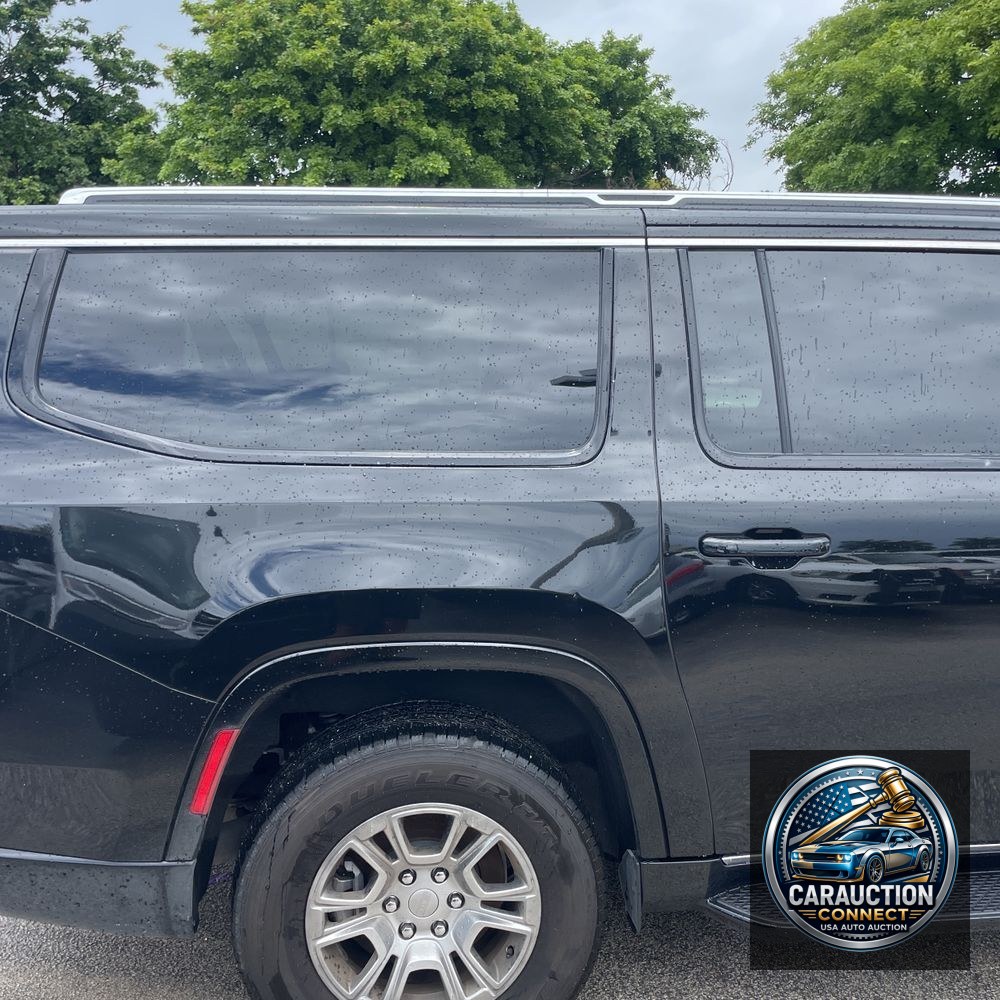 2024 Jeep Wagoneer L Base