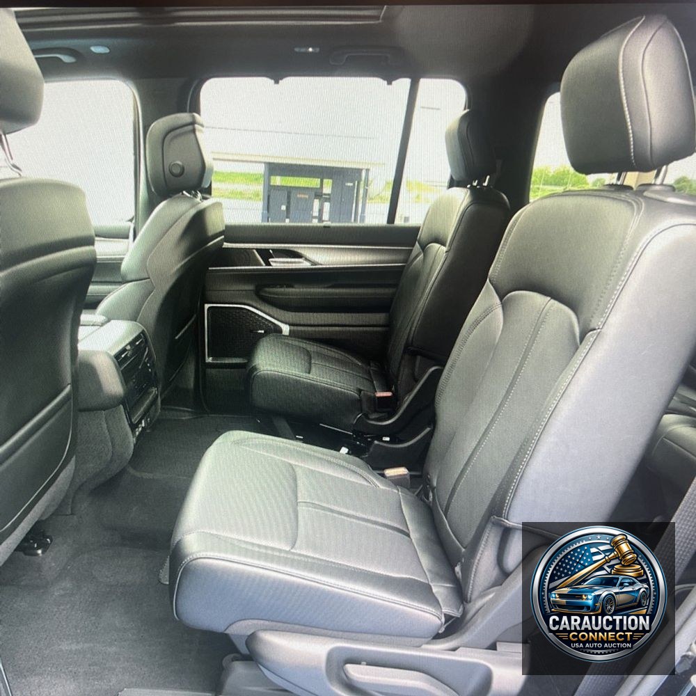 2024 Jeep Wagoneer L Carbide
