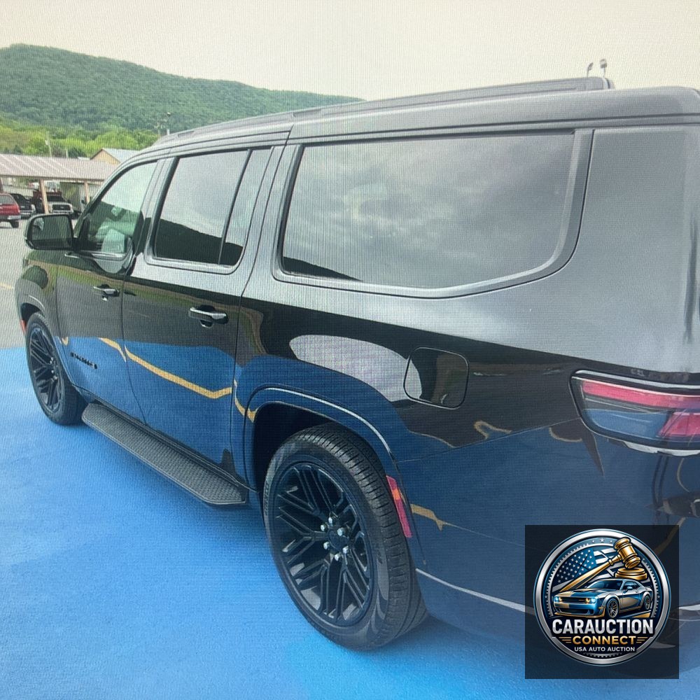2024 Jeep Wagoneer L Carbide