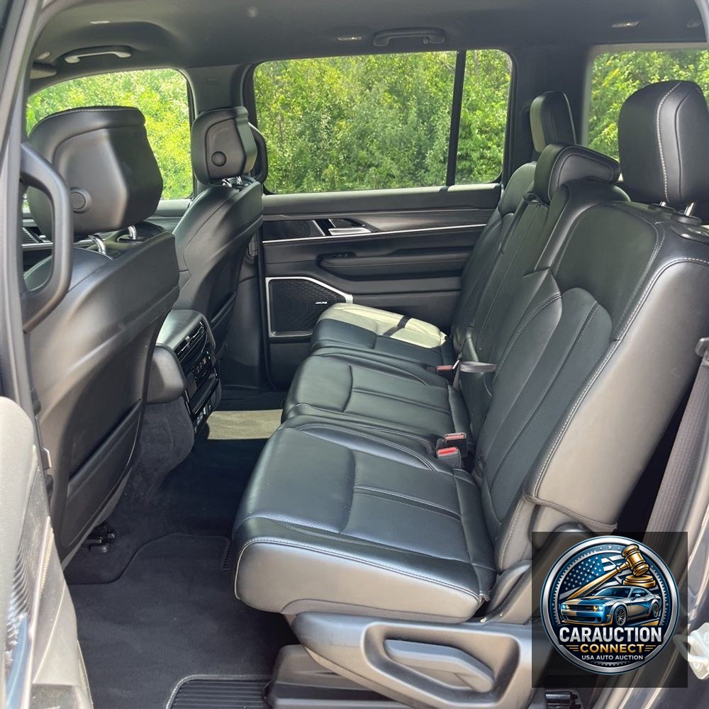 2024 Jeep Wagoneer L Series II