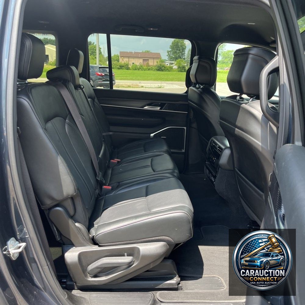 2024 Jeep Wagoneer L Series II