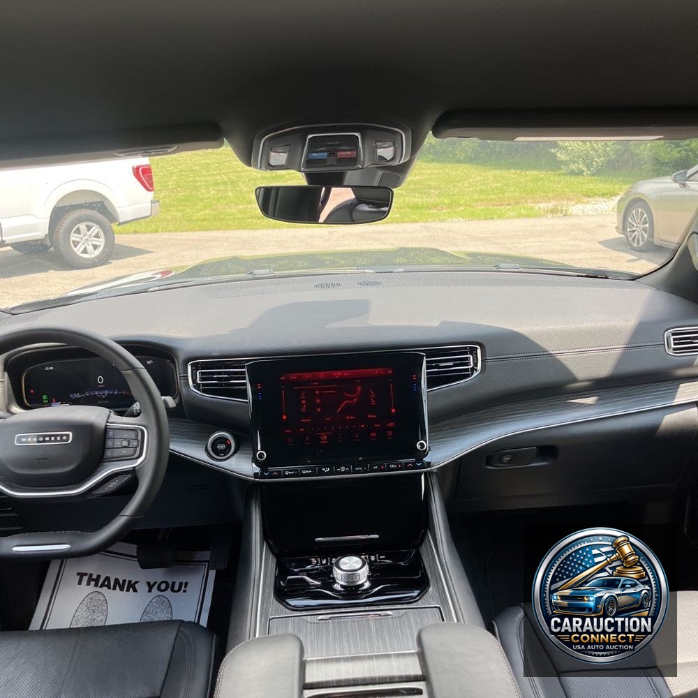 2024 Jeep Wagoneer L Series II