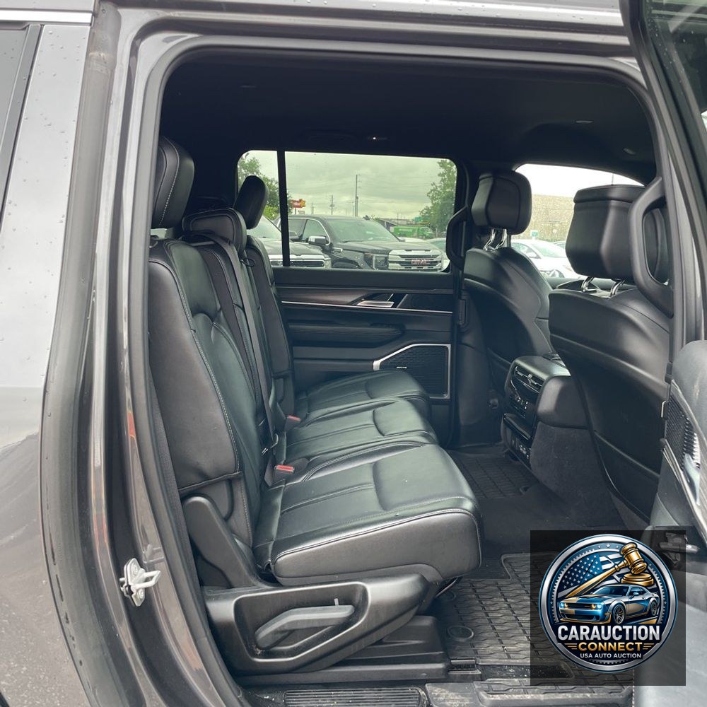 2024 Jeep Wagoneer L Series III