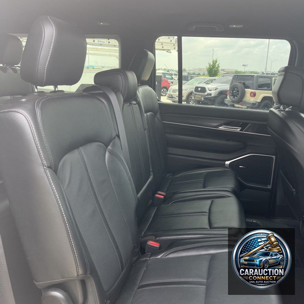 2024 Jeep Wagoneer L Series III