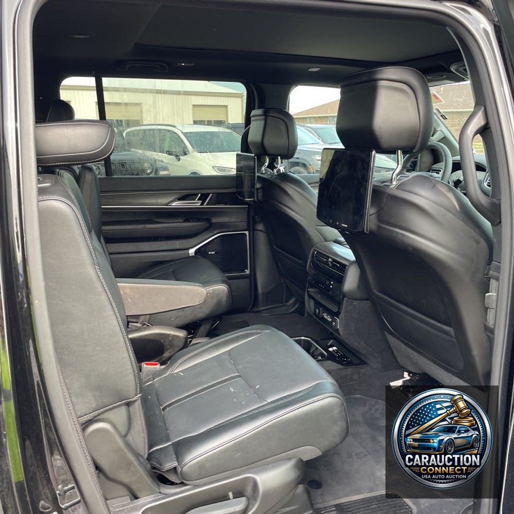 2024 Jeep Wagoneer L Series III