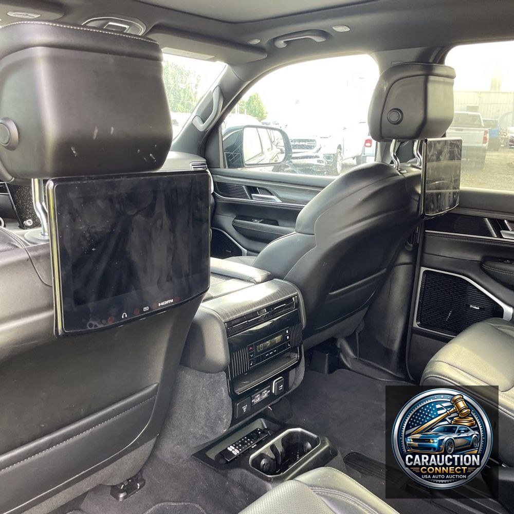 2024 Jeep Wagoneer L Series III