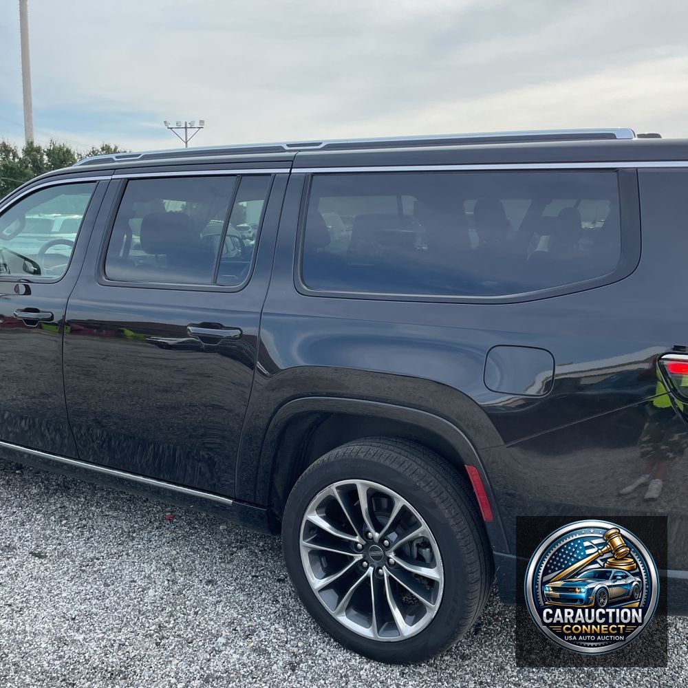 2024 Jeep Wagoneer L Series III
