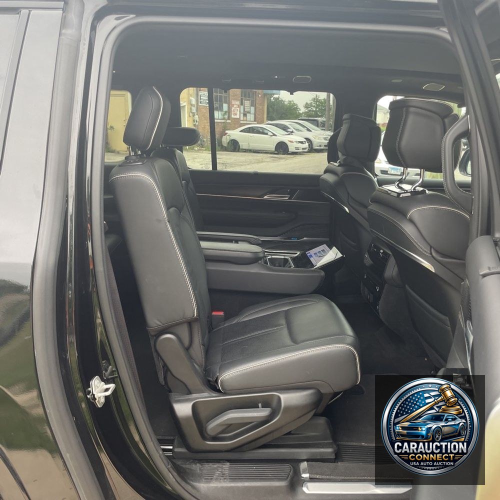2024 Jeep Grand Wagoneer L Obsidian