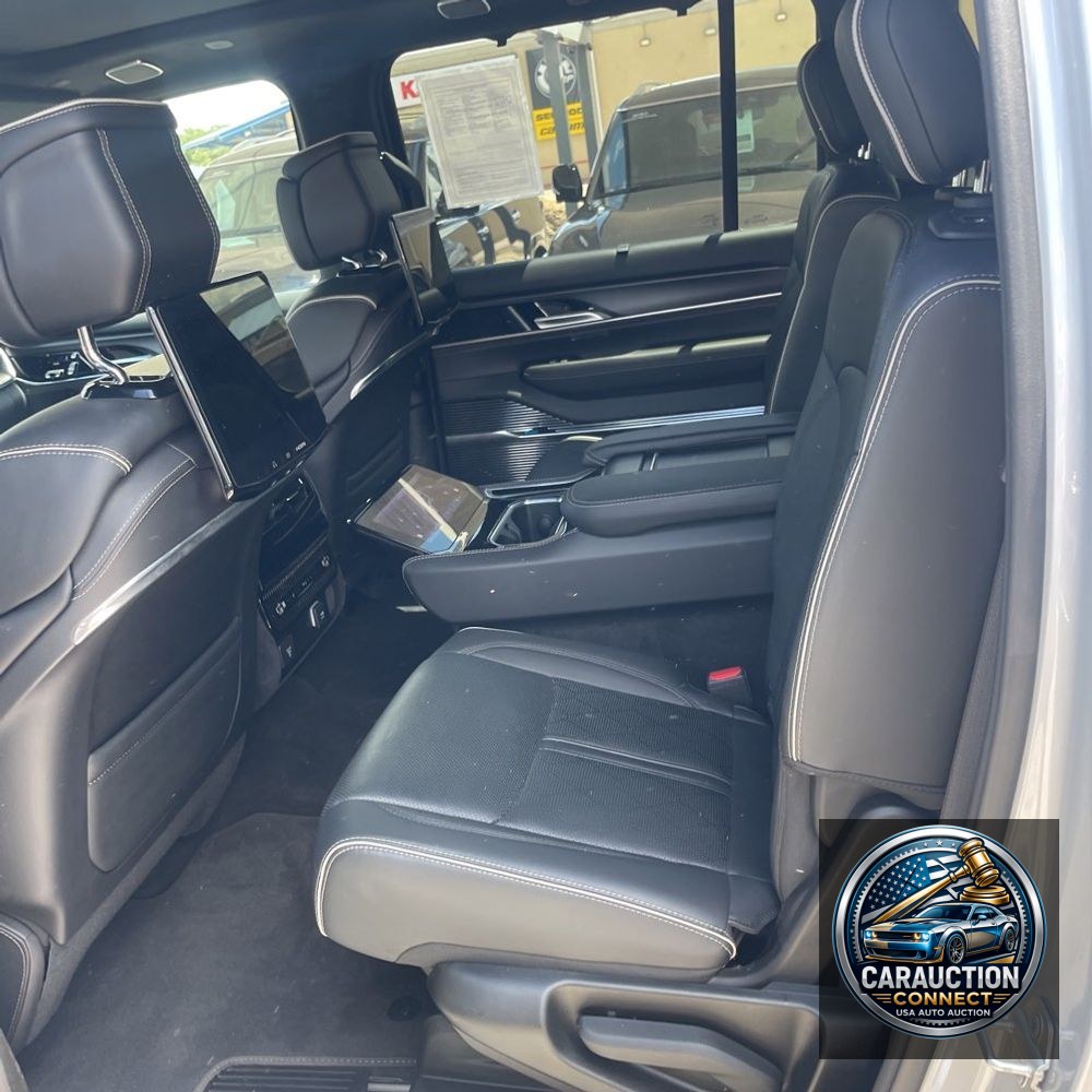 2024 Jeep Grand Wagoneer L Obsidian