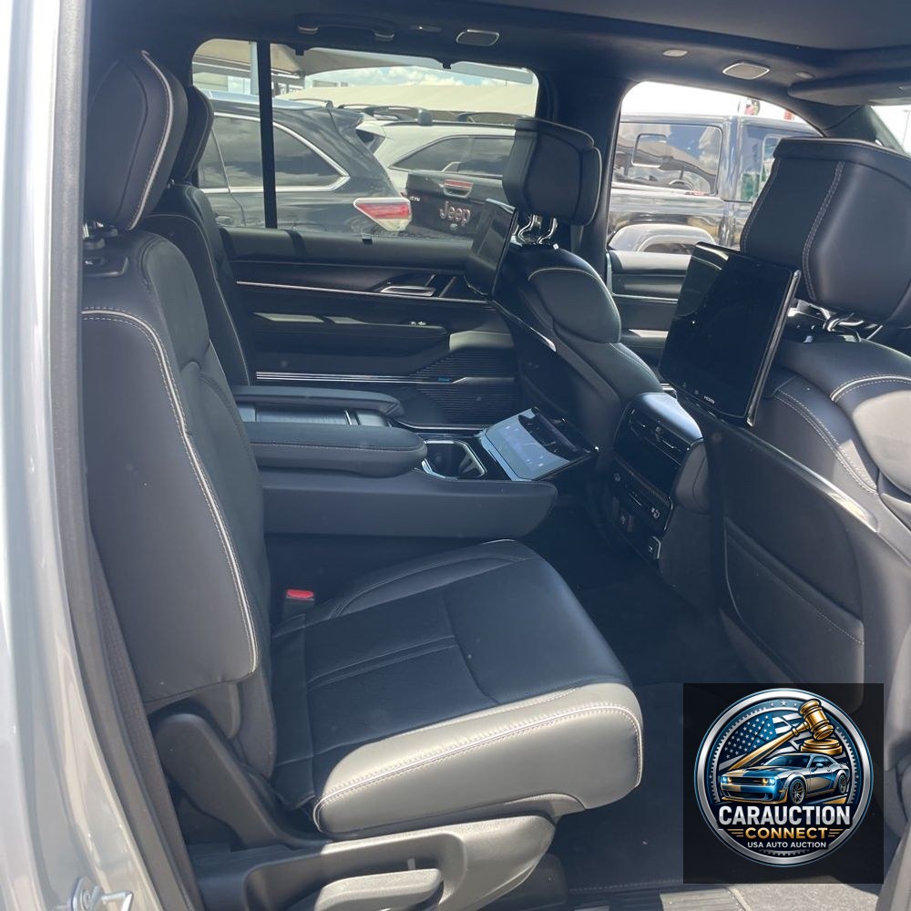2024 Jeep Grand Wagoneer L Obsidian