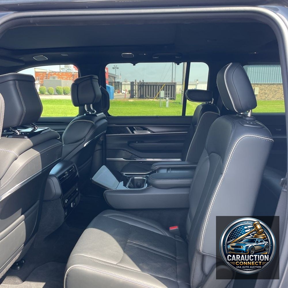 2024 Jeep Grand Wagoneer L Obsidian