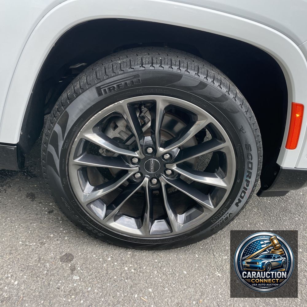 2024 Jeep Grand Wagoneer L Series III Obsidian