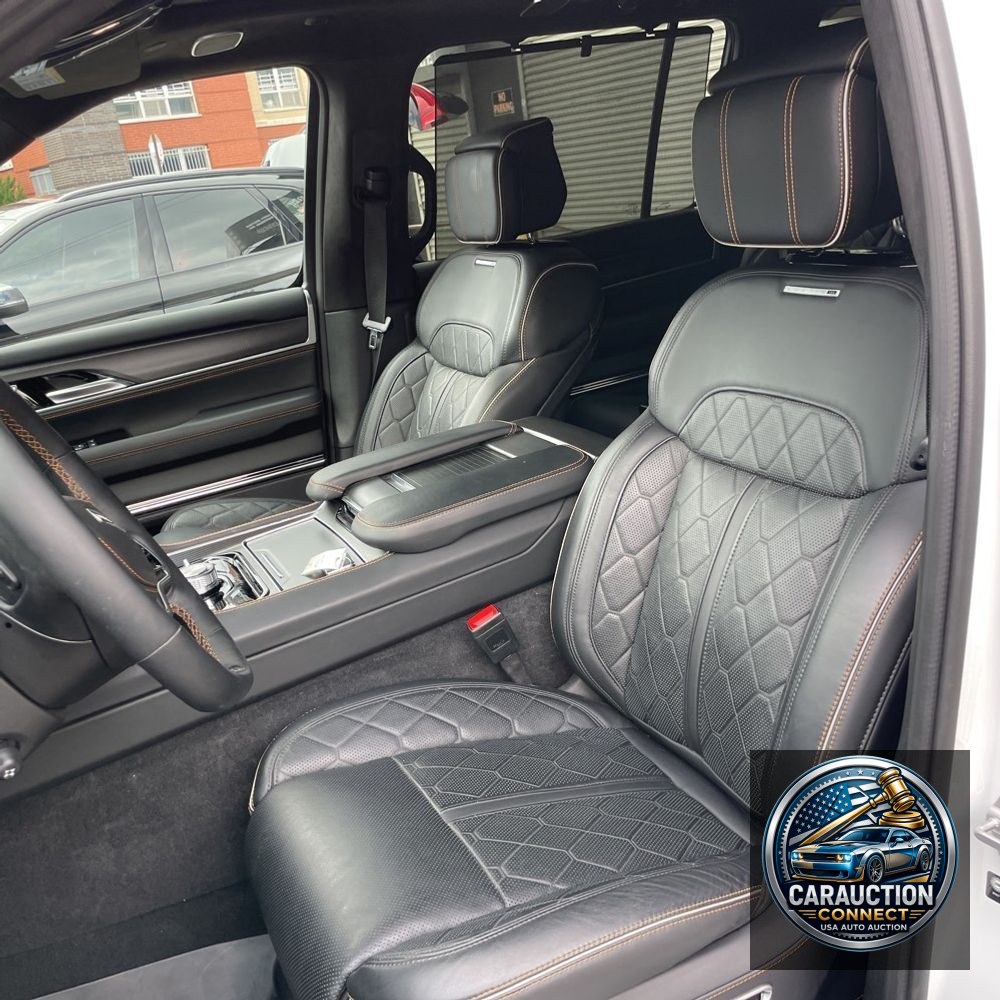 2024 Jeep Grand Wagoneer L Series III Obsidian