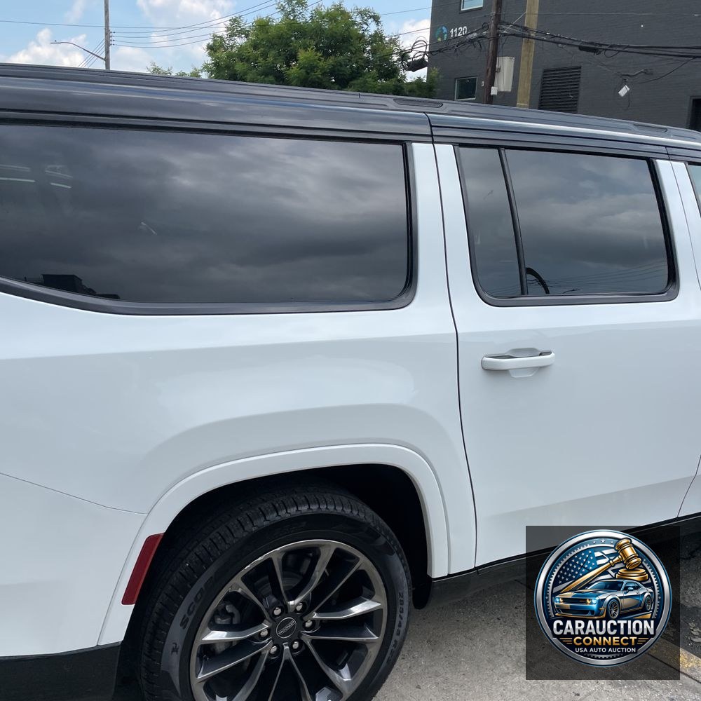 2024 Jeep Grand Wagoneer L Series III Obsidian