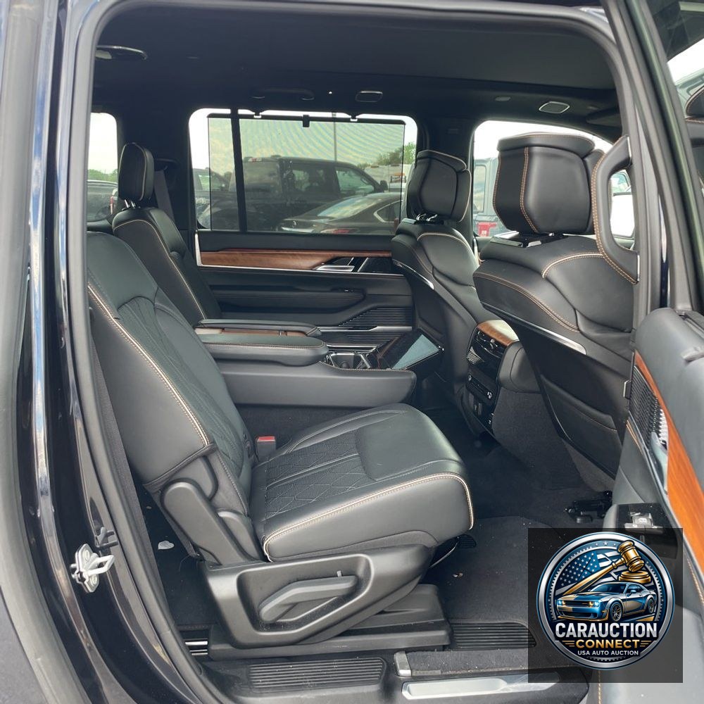 2024 Jeep Grand Wagoneer L Series III