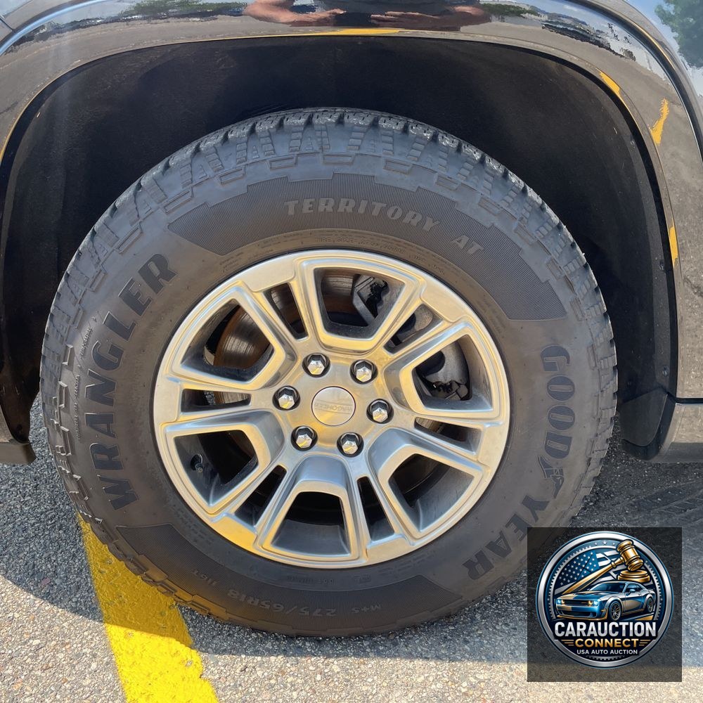 2024 Jeep Wagoneer Base