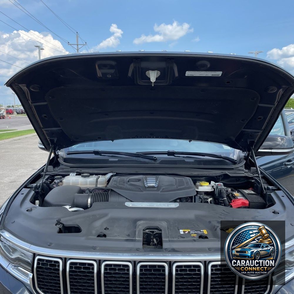 2024 Jeep Wagoneer Base