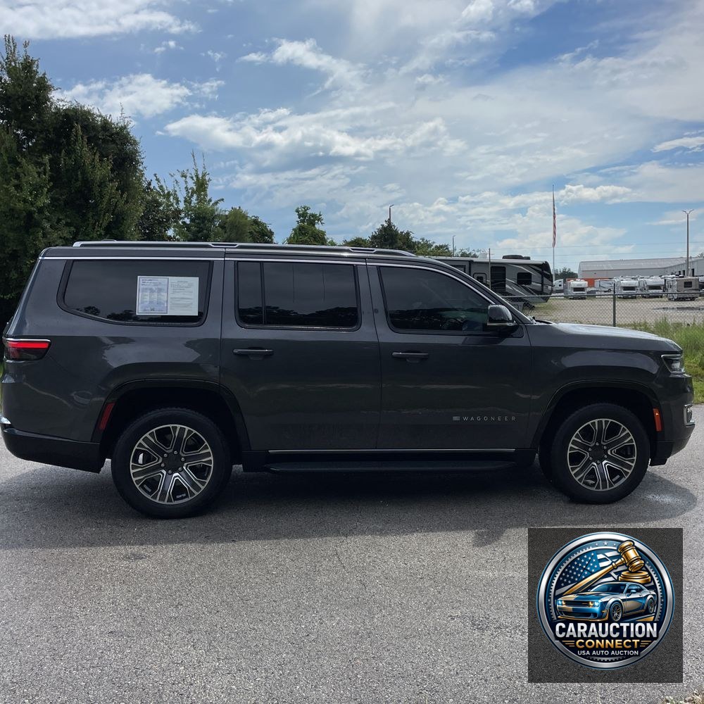 2024 Jeep Wagoneer Base
