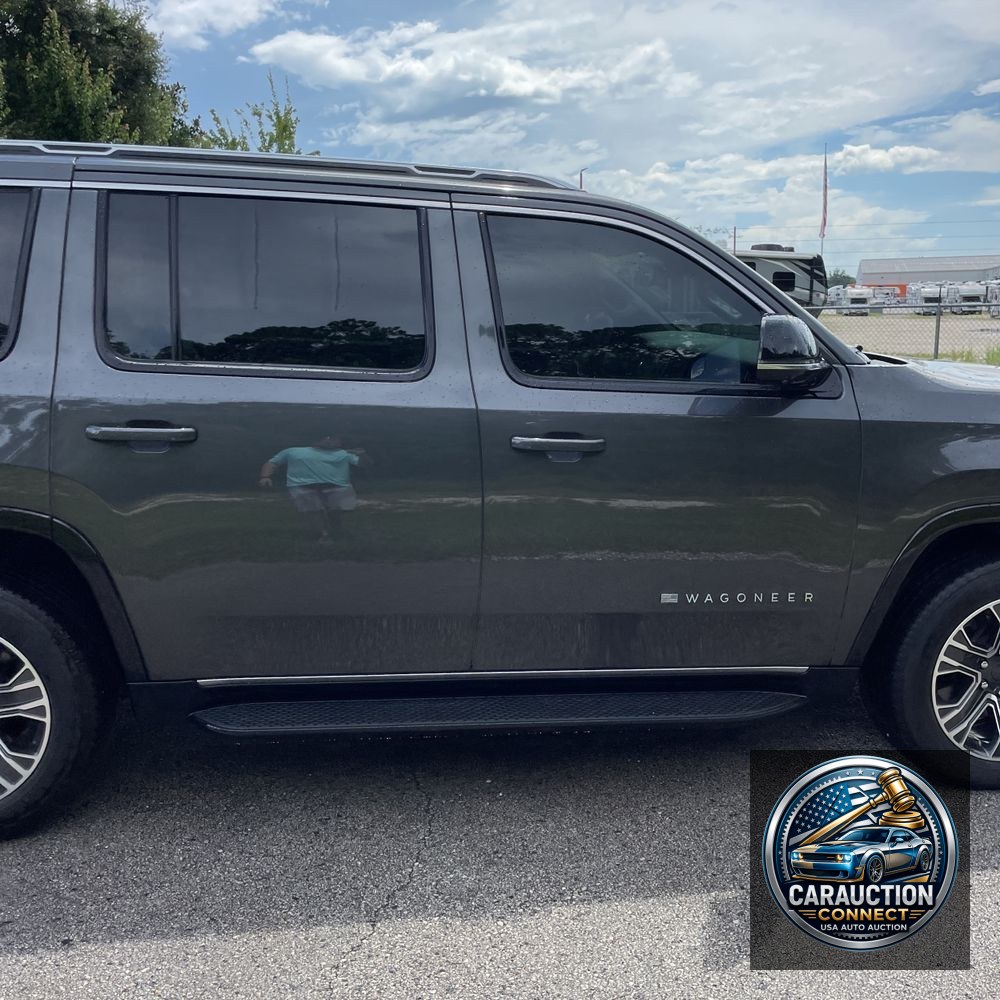 2024 Jeep Wagoneer Base