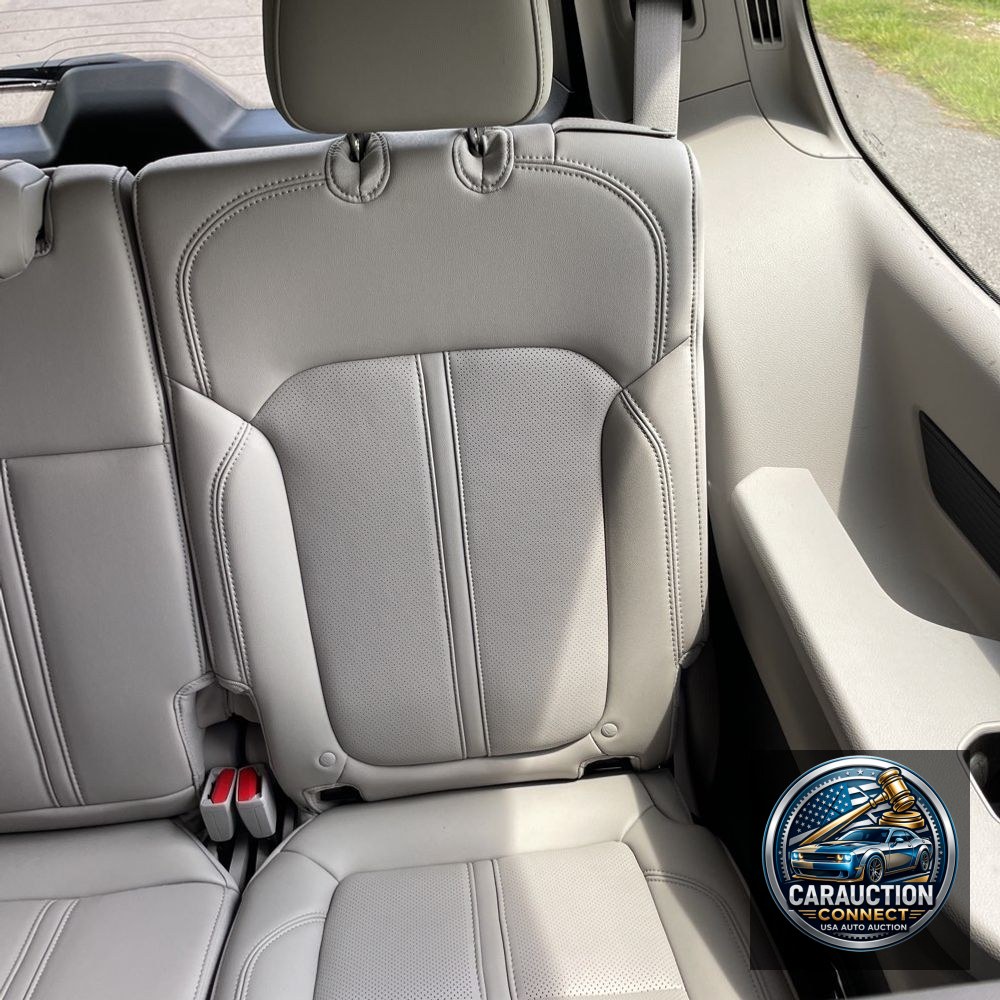 2024 Jeep Wagoneer Base