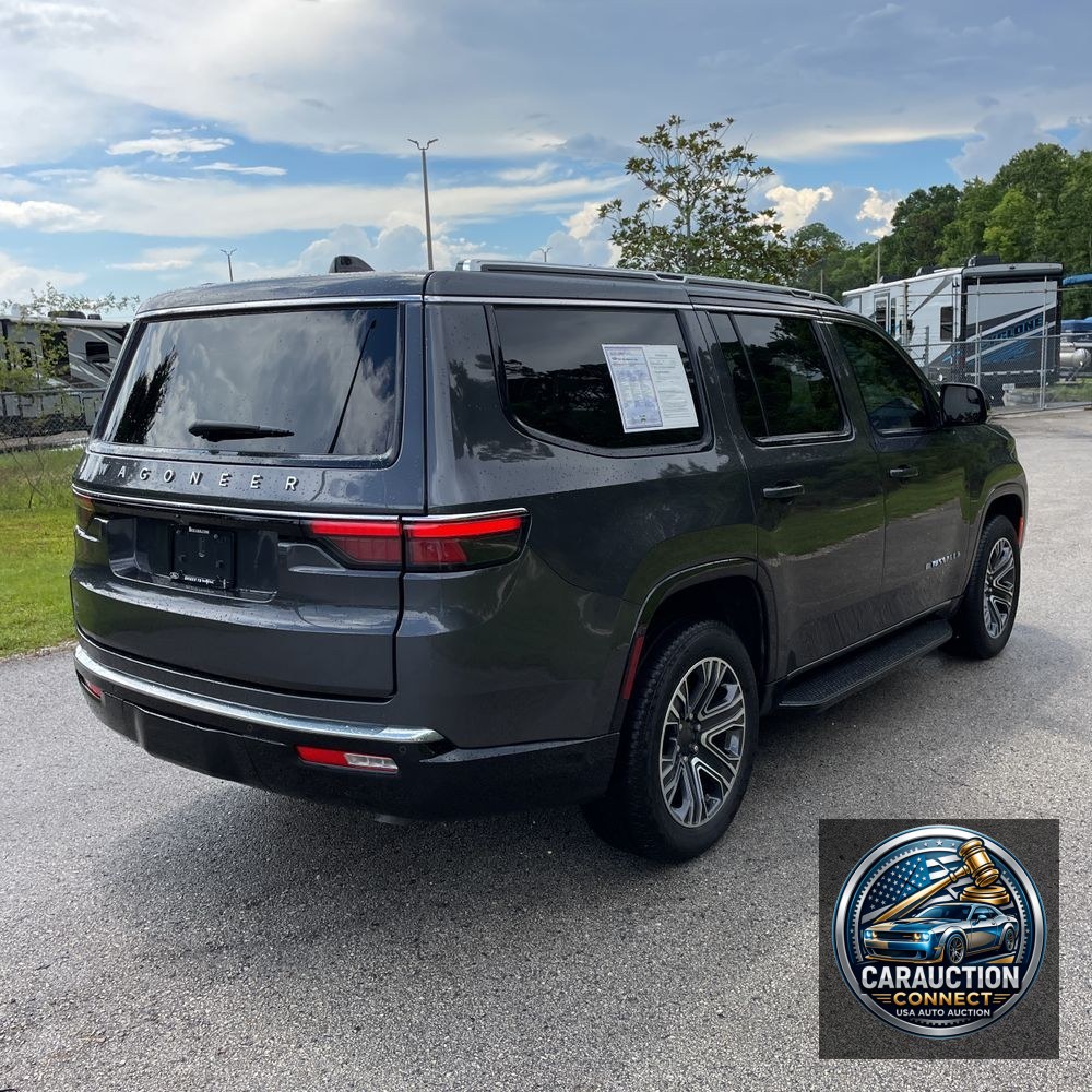 2024 Jeep Wagoneer Base