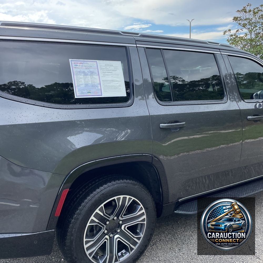 2024 Jeep Wagoneer Base