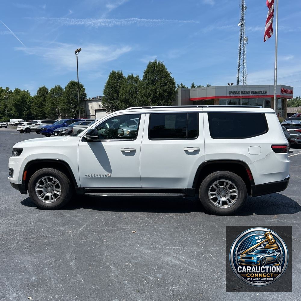 2024 Jeep Wagoneer Base