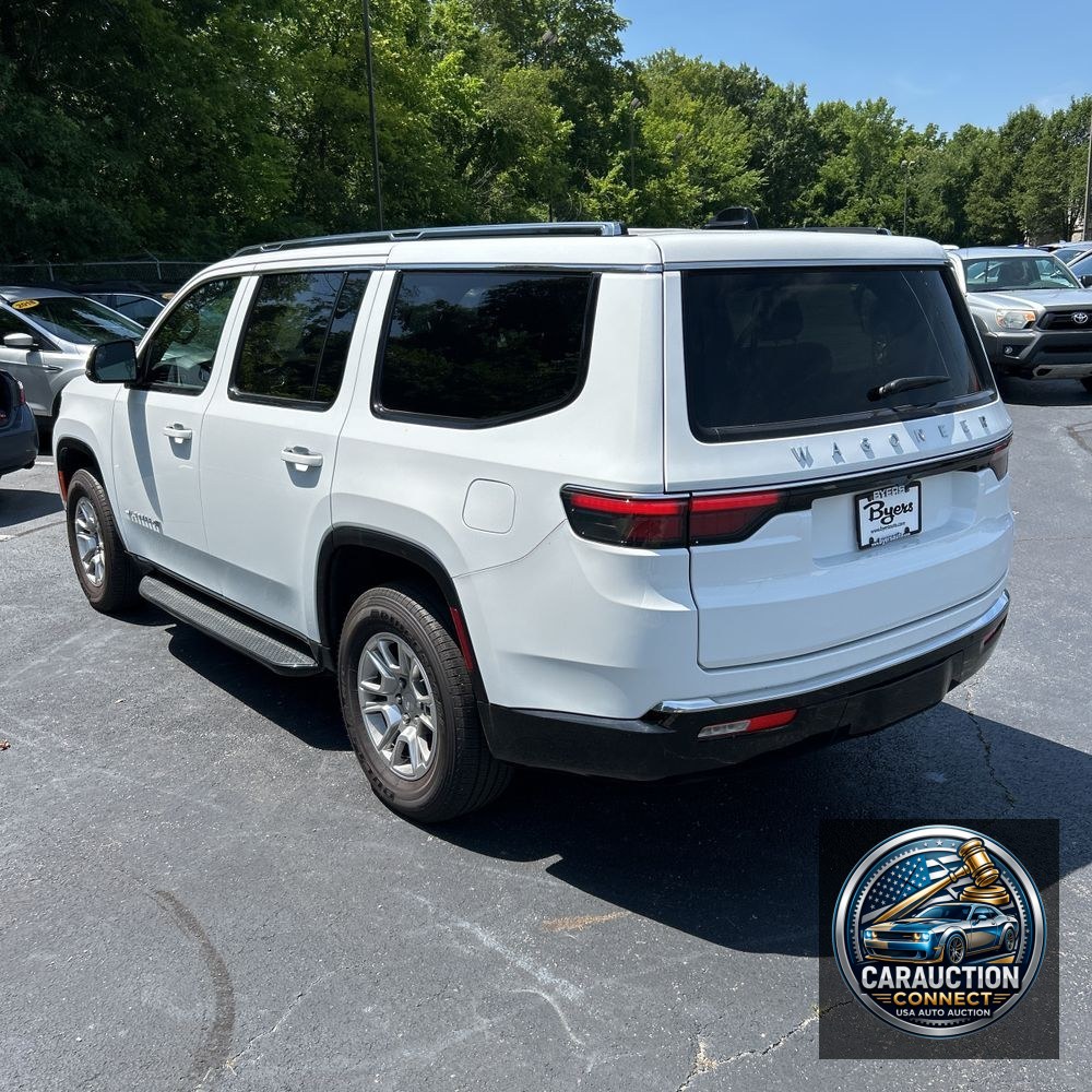 2024 Jeep Wagoneer Base