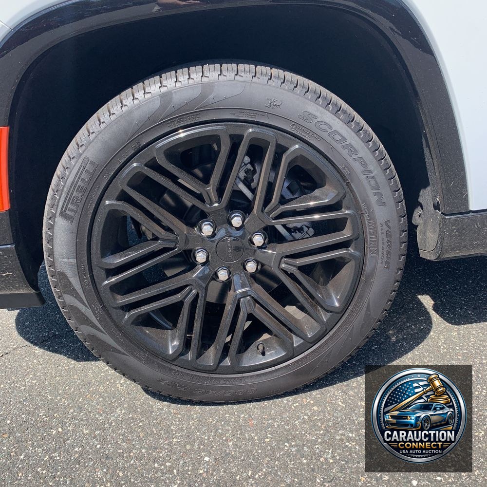 2024 Jeep Wagoneer Carbide