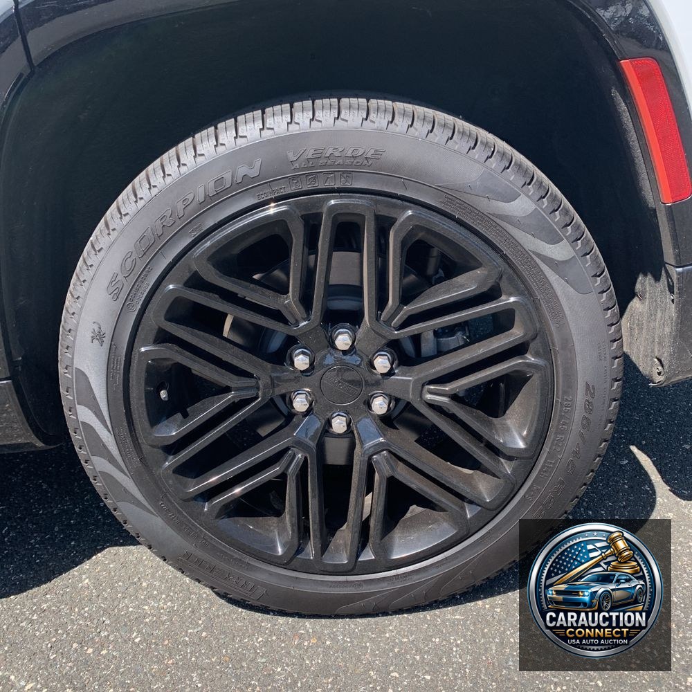 2024 Jeep Wagoneer Carbide