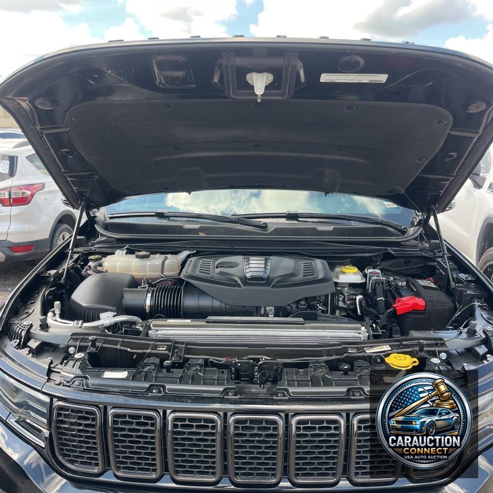 2023 Jeep Wagoneer Carbide