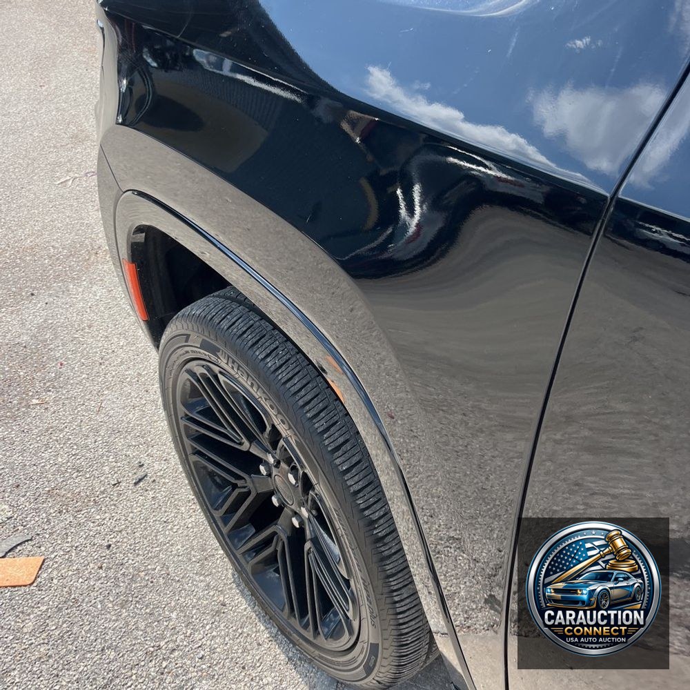 2023 Jeep Wagoneer Carbide