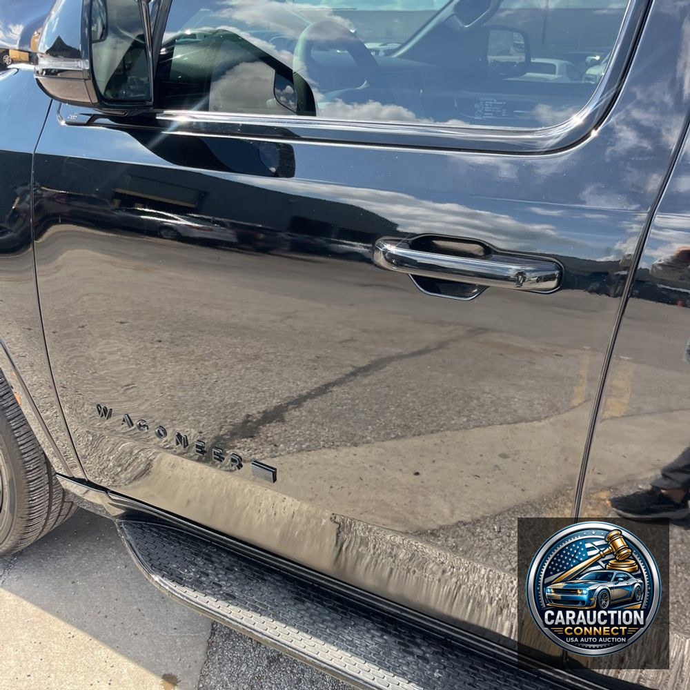 2023 Jeep Wagoneer Carbide