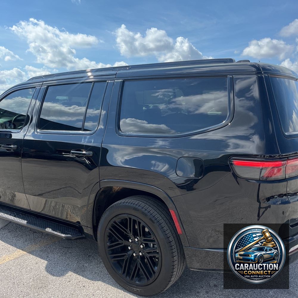 2023 Jeep Wagoneer Carbide