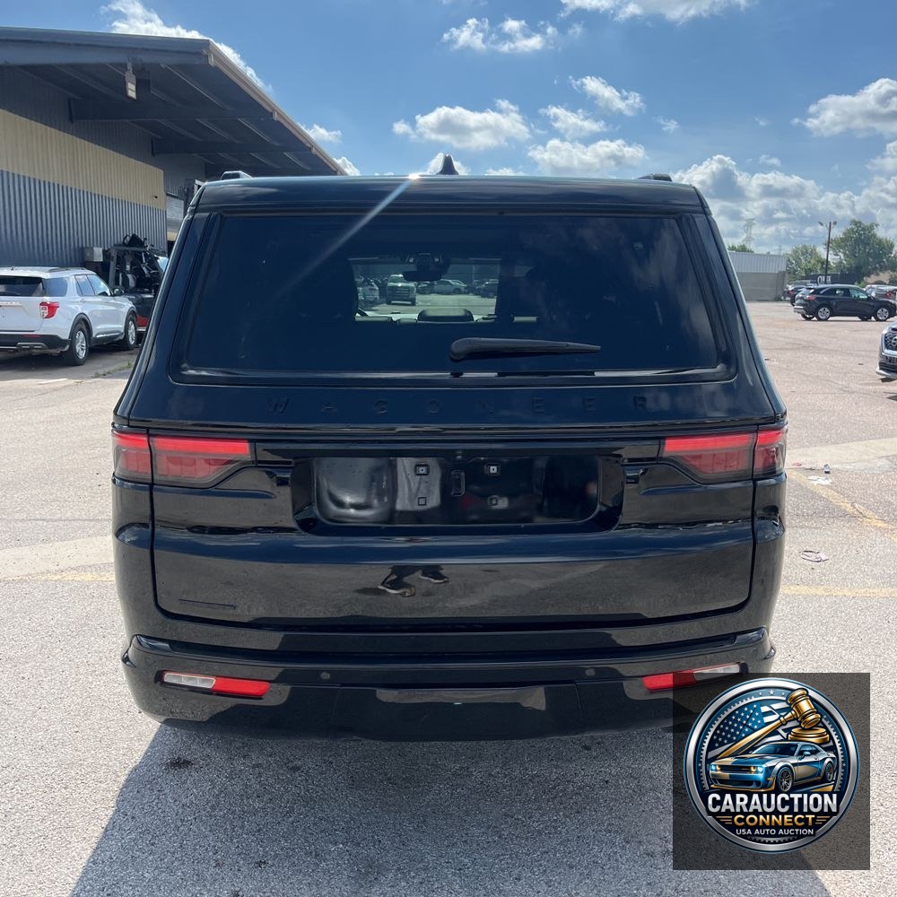 2023 Jeep Wagoneer Carbide