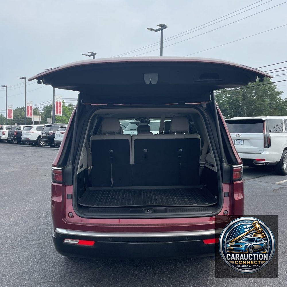 2023 Jeep Wagoneer Series II