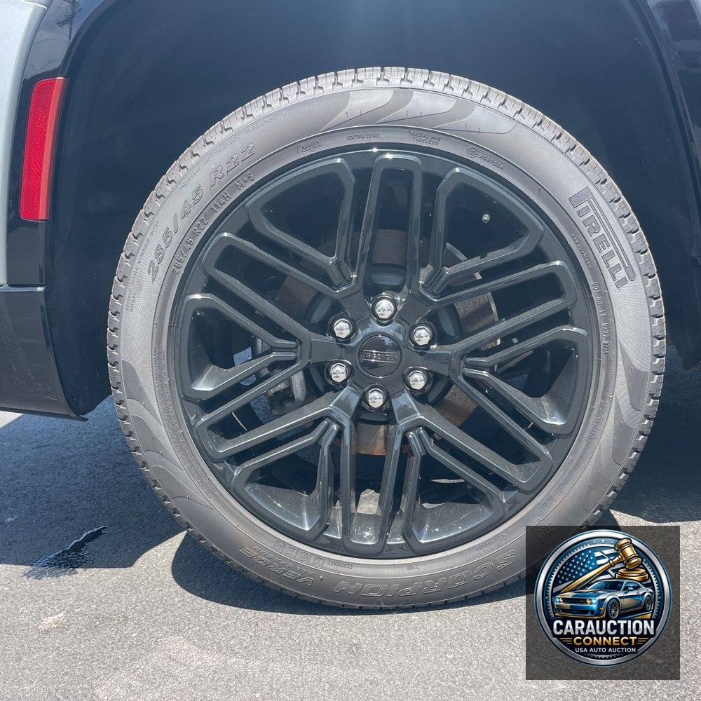 2024 Jeep Wagoneer Carbide