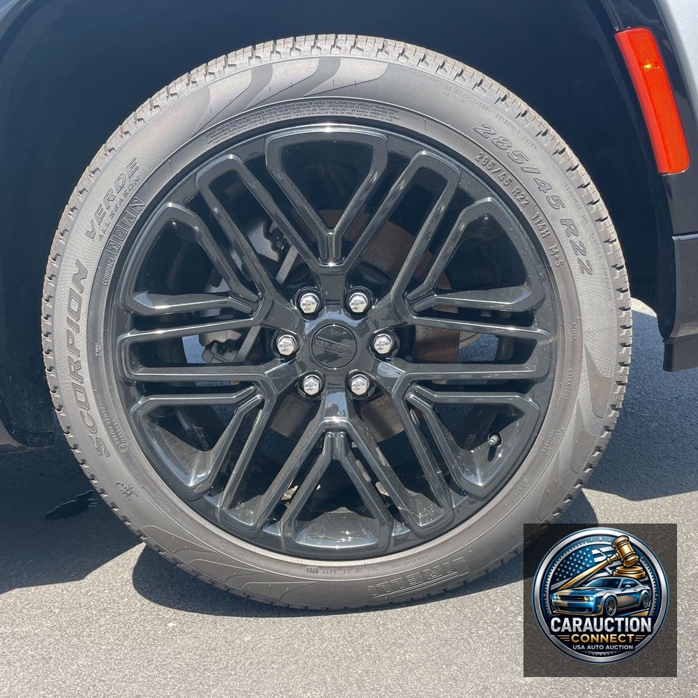 2024 Jeep Wagoneer Carbide