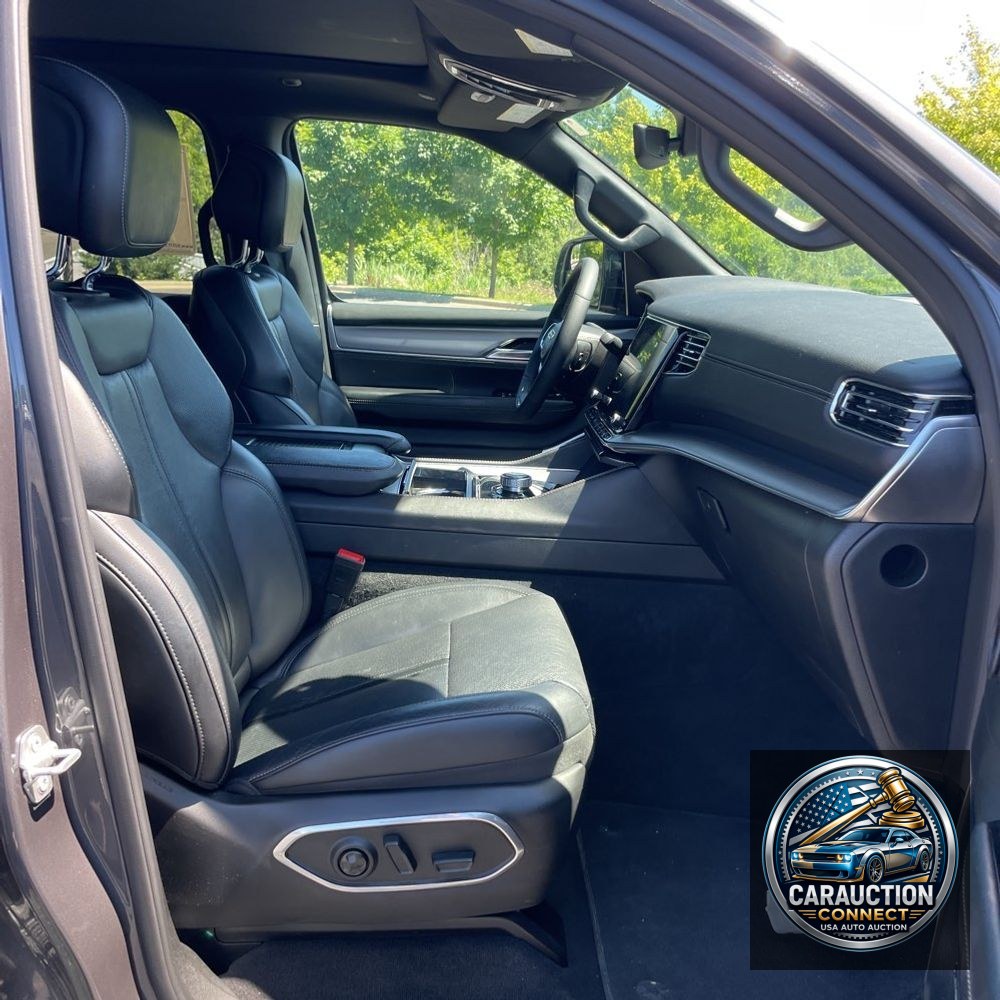 2024 Jeep Wagoneer Series II Carbide