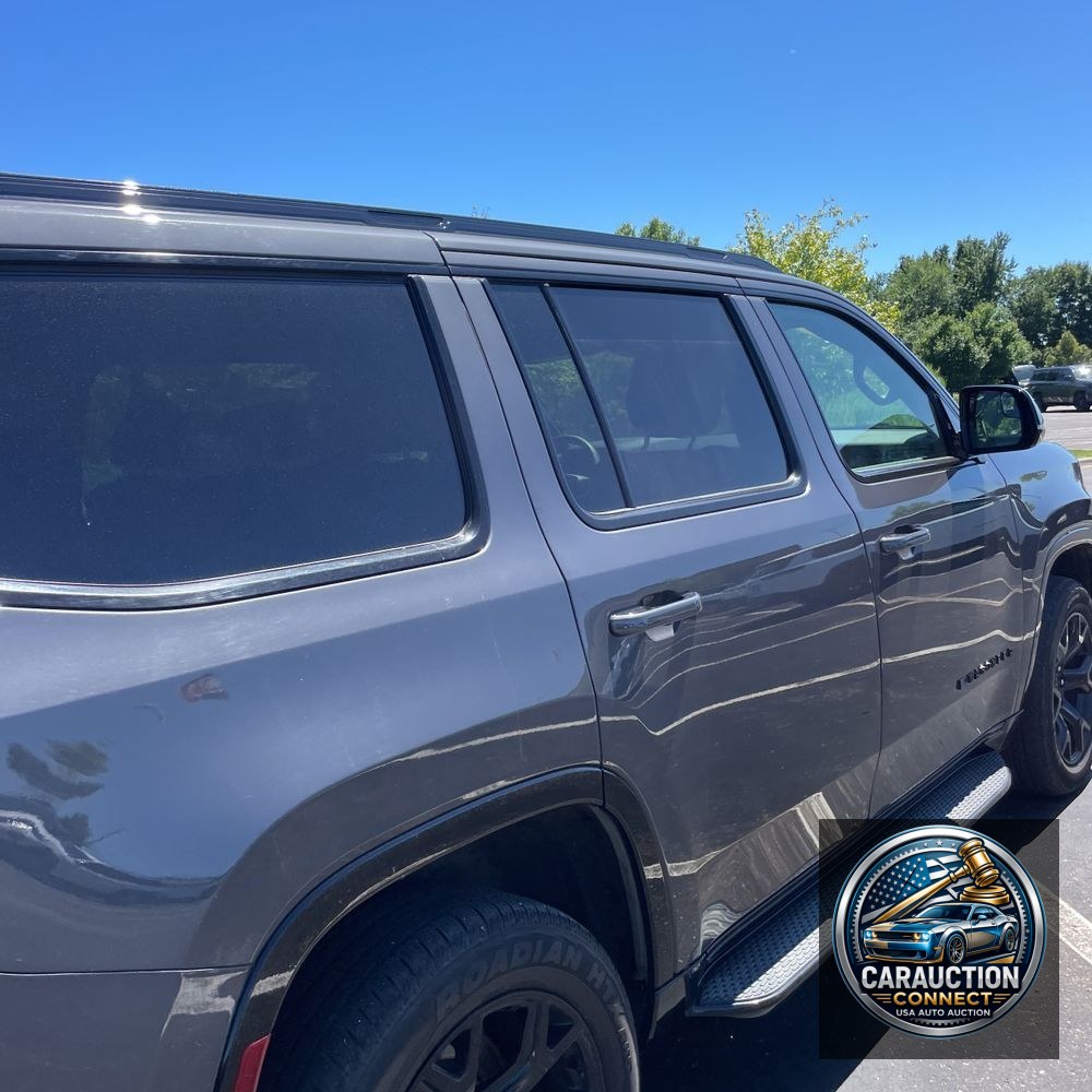 2024 Jeep Wagoneer Series II Carbide