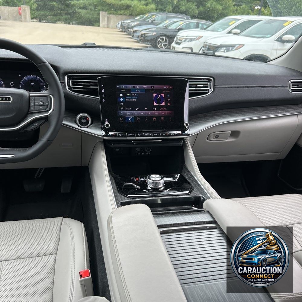 2024 Jeep Wagoneer Series II
