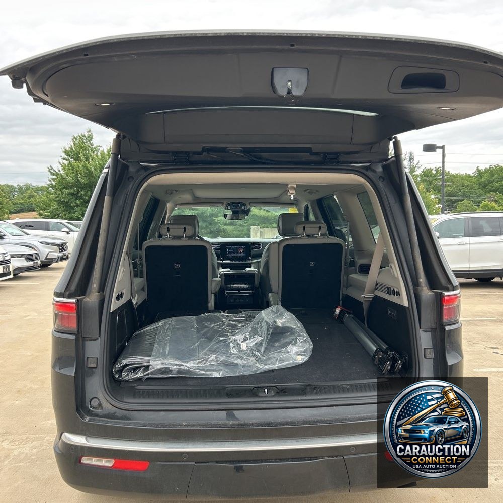 2024 Jeep Wagoneer Series II