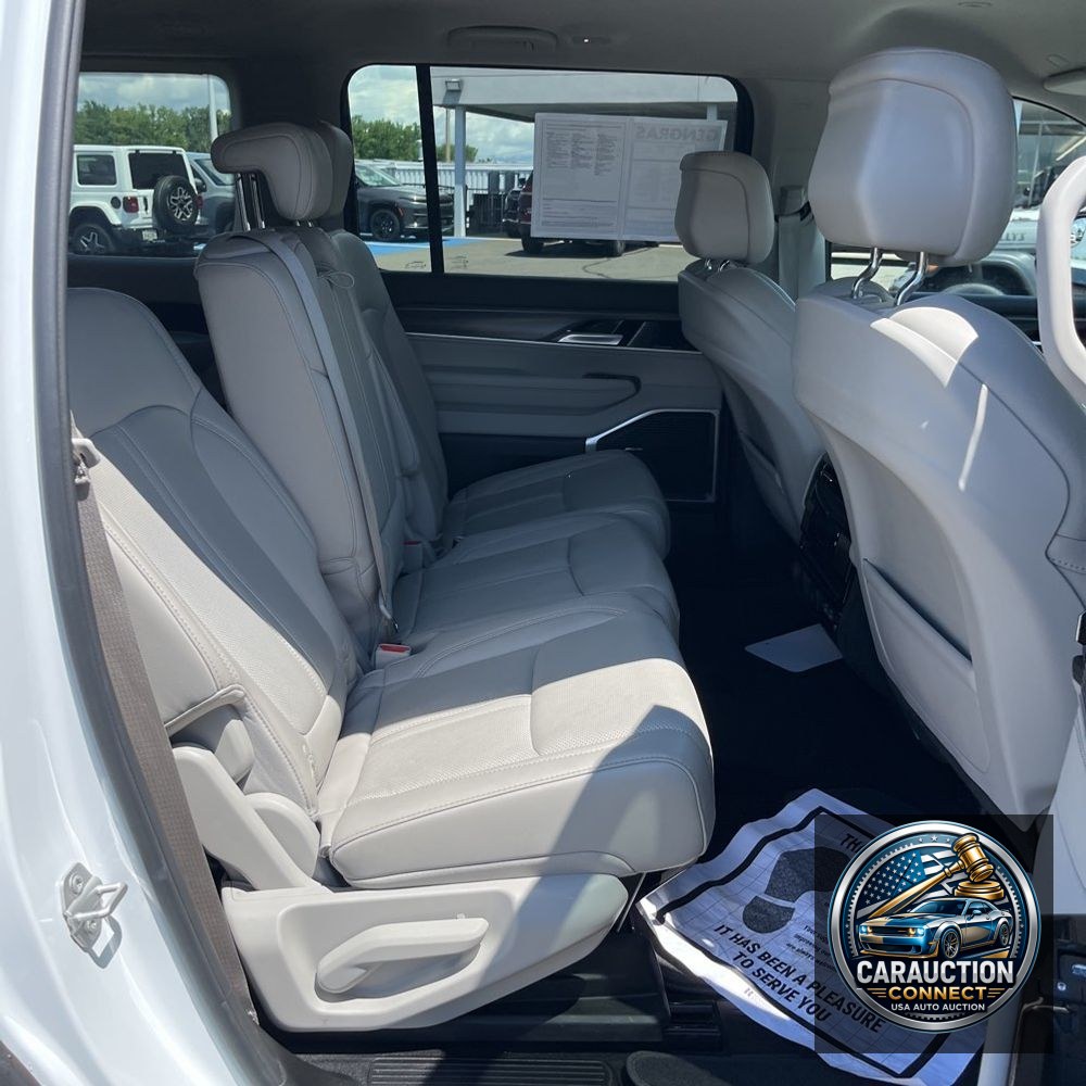 2024 Jeep Wagoneer Series II
